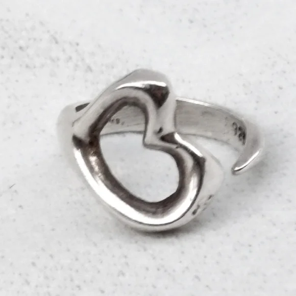 Vintage Mid-Century Modern Sterling Silver Heart Ring- 6.5 - Picture 2 of 5